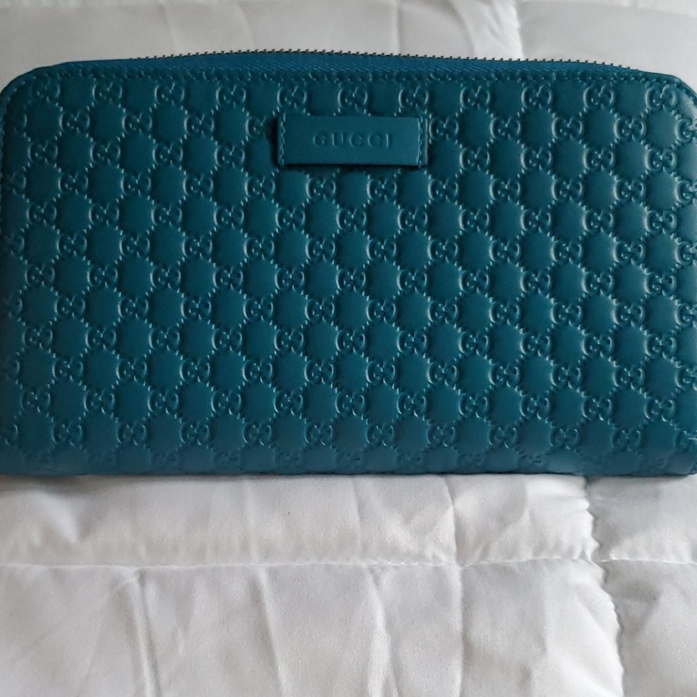 Gucci Wallets